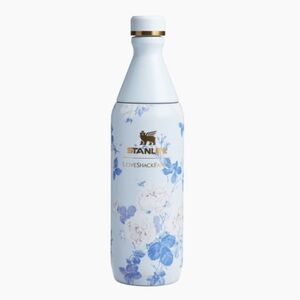 Stanley x LoveShackFancy All Day Slim Bottle 20 oz. in Everblooming Rosettes